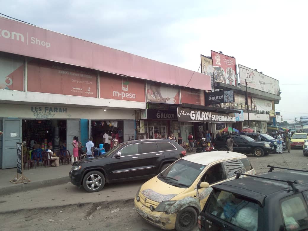 UPN Shoping center_photo laplumeinfos.net