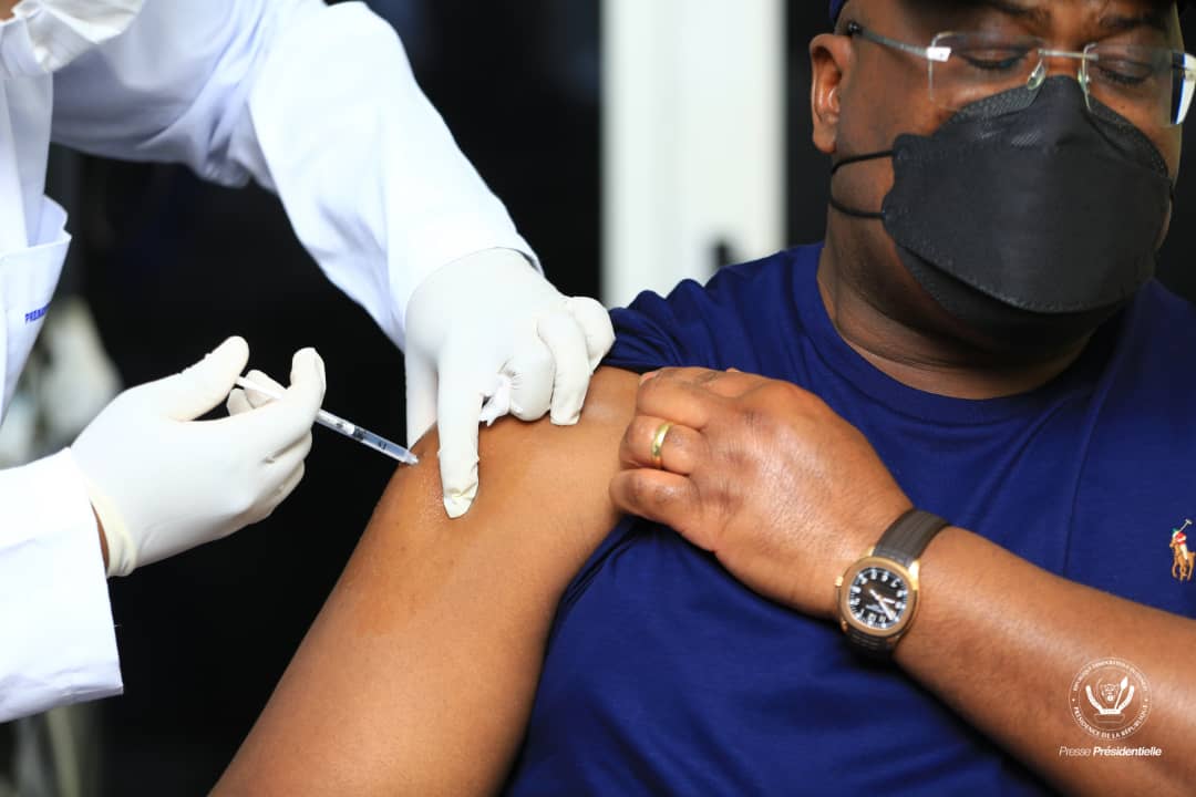 Felix Tshisekedi reçois le vaccin